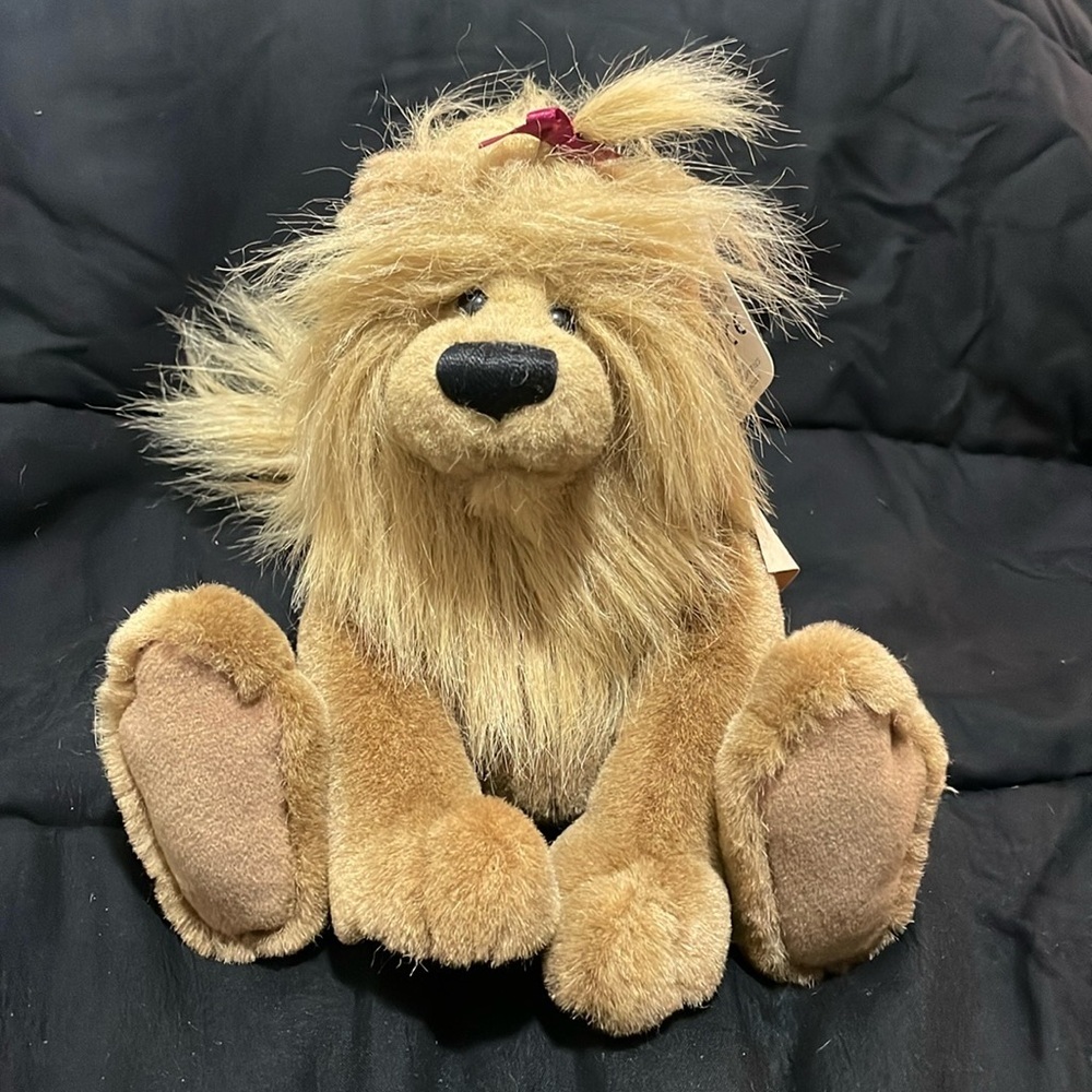 GUND Designed by Mica Roar-y Small Lion